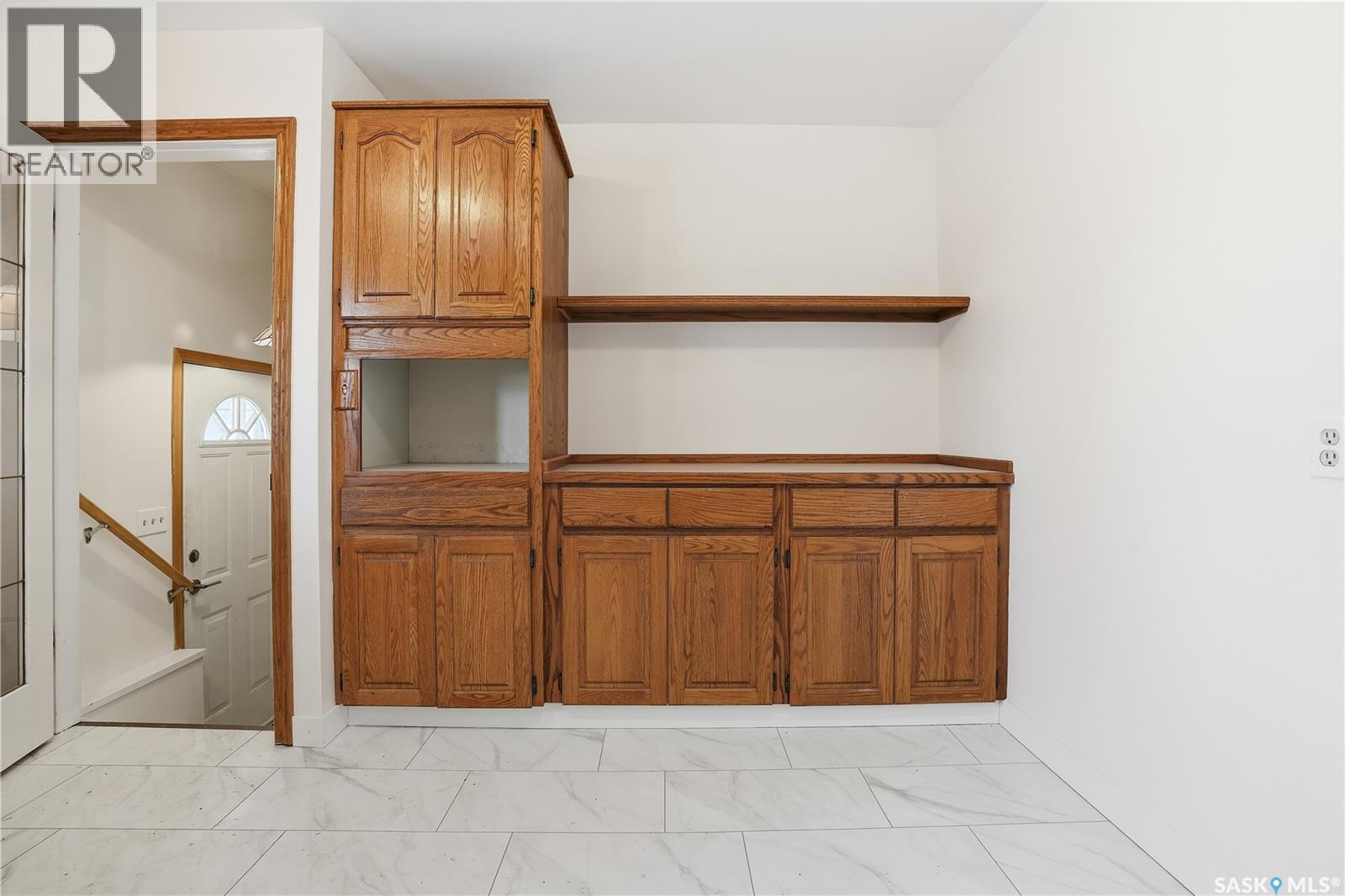 4214 Richmond Place, Regina, Saskatchewan  S4R 4N6 - Photo 14 - SK027198