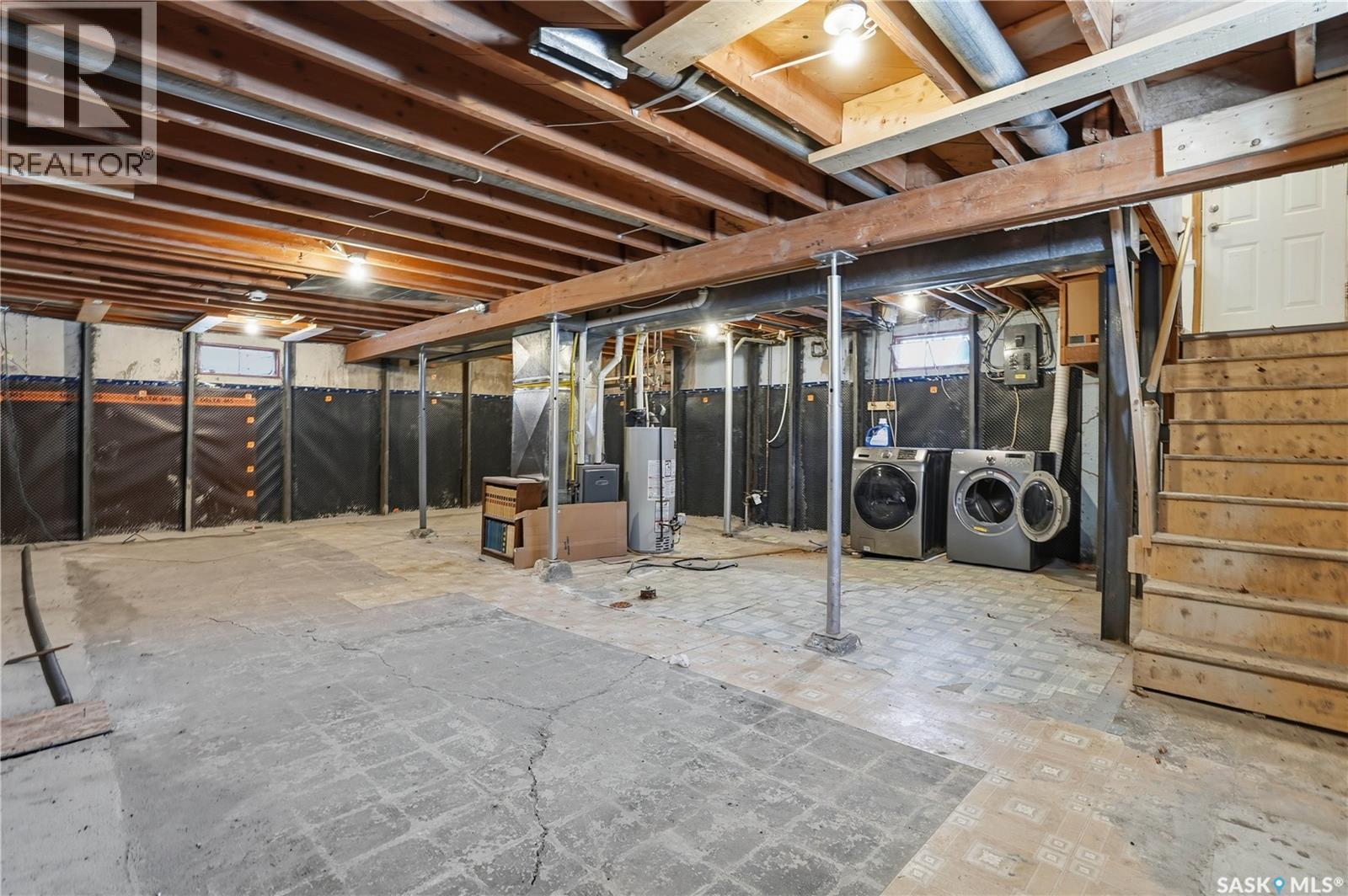 4214 Richmond Place, Regina, Saskatchewan  S4R 4N6 - Photo 23 - SK027198