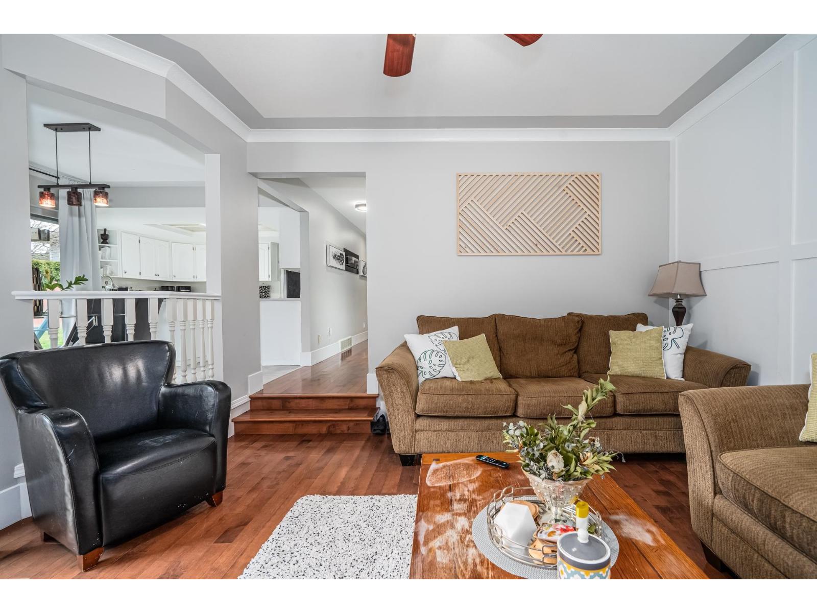 2237 Mountain Drive, Abbotsford, British Columbia  V3G 1E3 - Photo 8 - R3081896