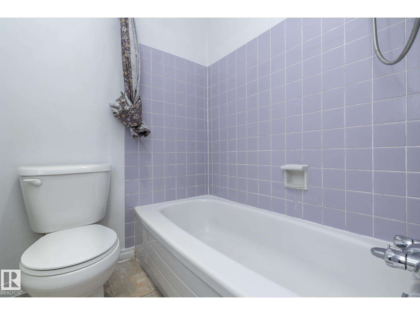 11d Callingwood Co Nw, Edmonton, Alberta  T5T 0H5 - Photo 21 - E4470756