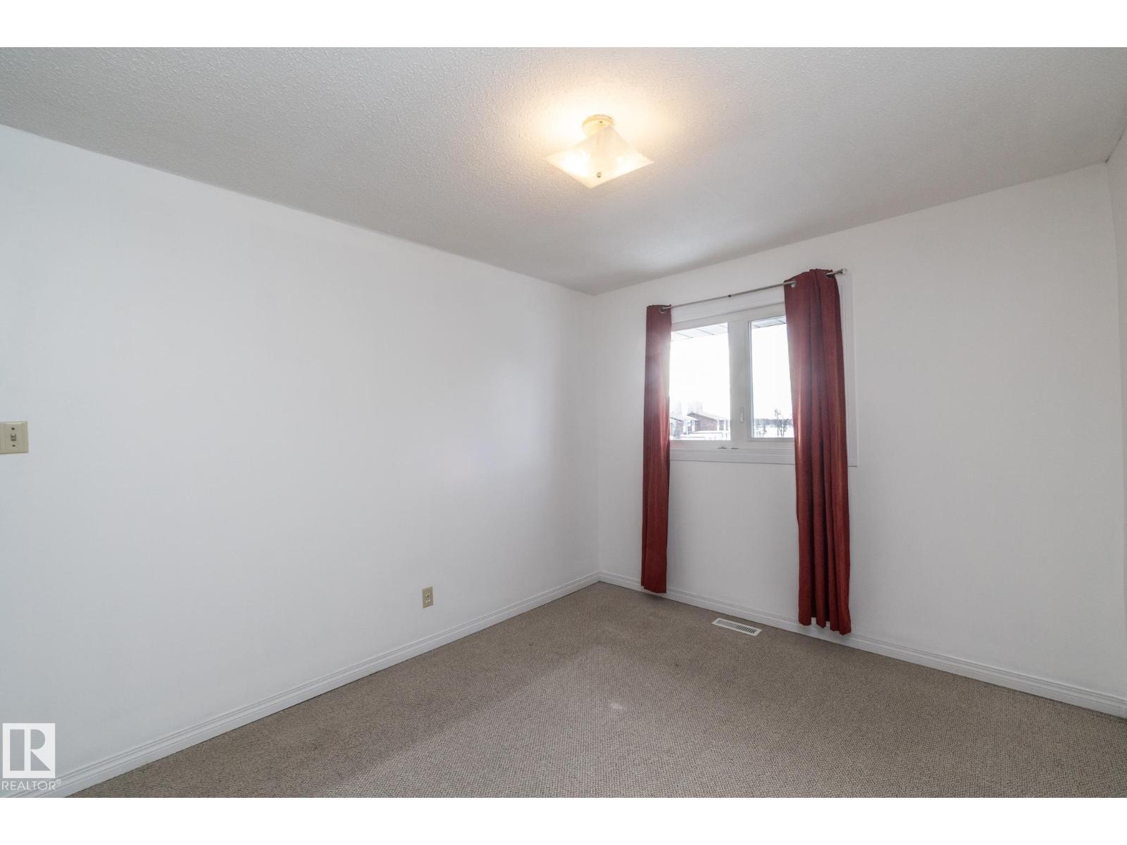 11d Callingwood Co Nw, Edmonton, Alberta  T5T 0H5 - Photo 29 - E4470756