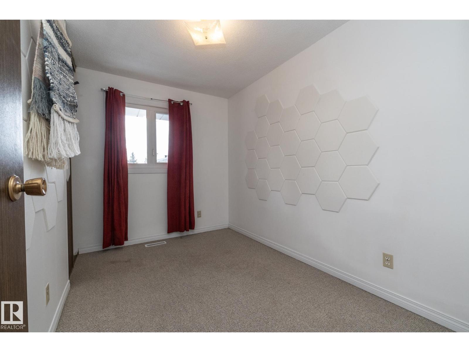 11d Callingwood Co Nw, Edmonton, Alberta  T5T 0H5 - Photo 35 - E4470756