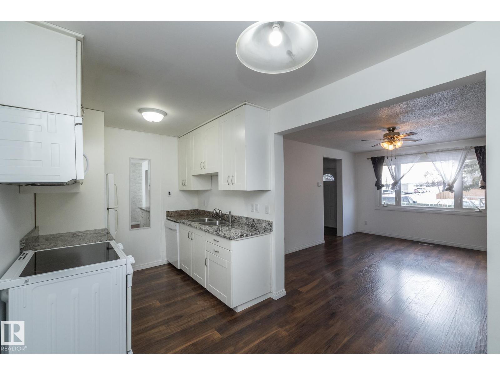 11d Callingwood Co Nw, Edmonton, Alberta  T5T 0H5 - Photo 45 - E4470756