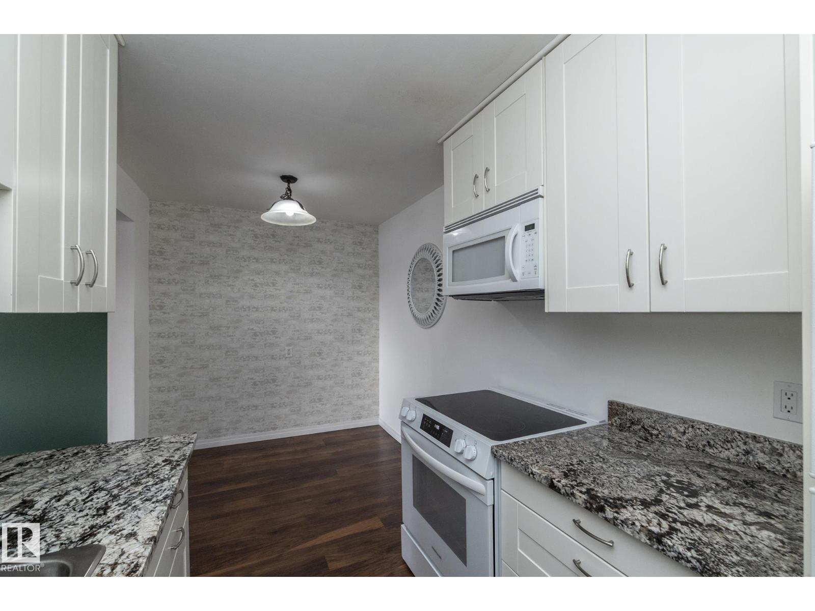 11d Callingwood Co Nw, Edmonton, Alberta  T5T 0H5 - Photo 47 - E4470756