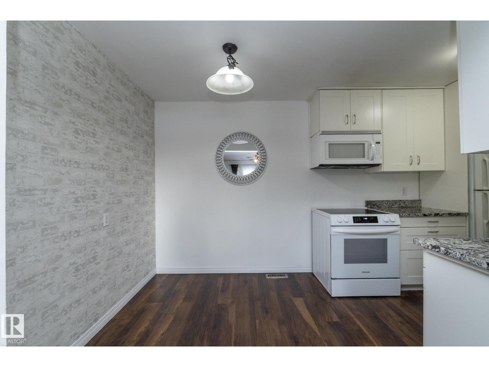 11d Callingwood Co Nw, Edmonton, Alberta  T5T 0H5 - Photo 53 - E4470756