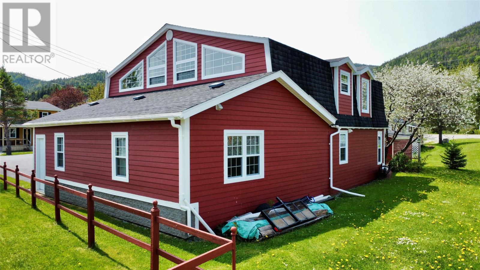 3 Paynes Point Road, Woody Point, Newfoundland & Labrador  A0K 1P0 - Photo 3 - 1294009