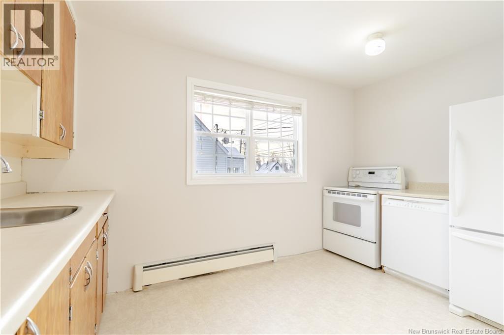 747 Maclaren Avenue, Fredericton, New Brunswick E3A 3L4 - Photo 4 - NB132465