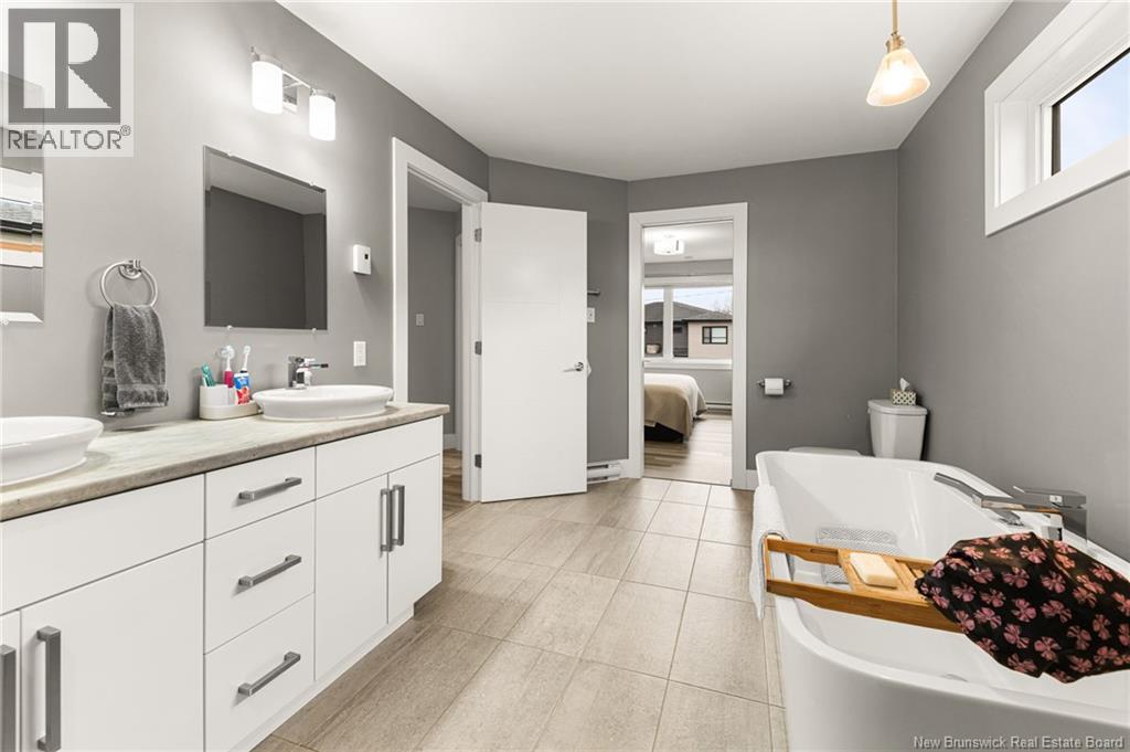 183 Francfort Crescent, Moncton, New Brunswick  E1G 5W7 - Photo 20 - NB131397