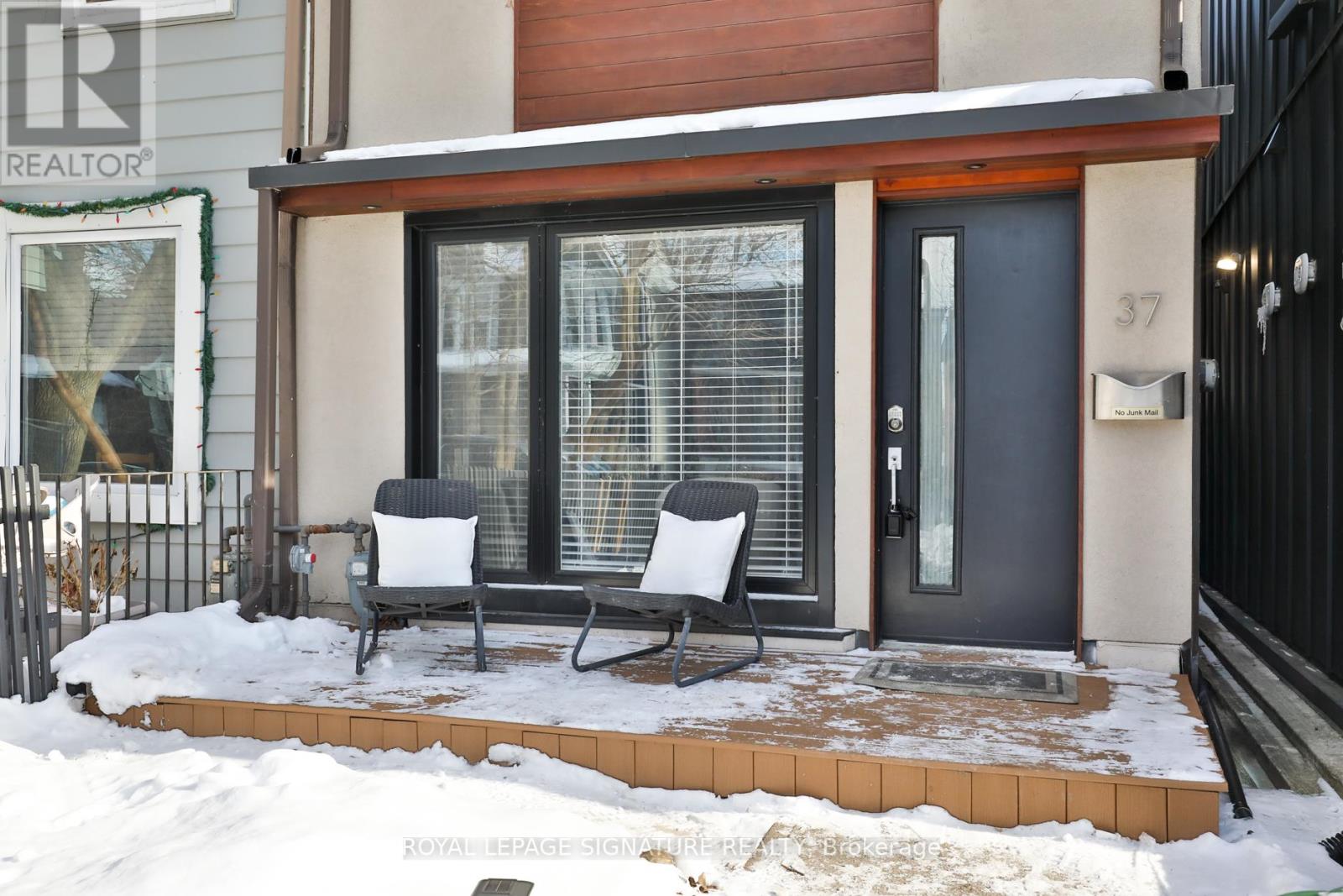 37 Rhodes Avenue, Toronto, Ontario  M4L 2Z8 - Photo 38 - E12721072