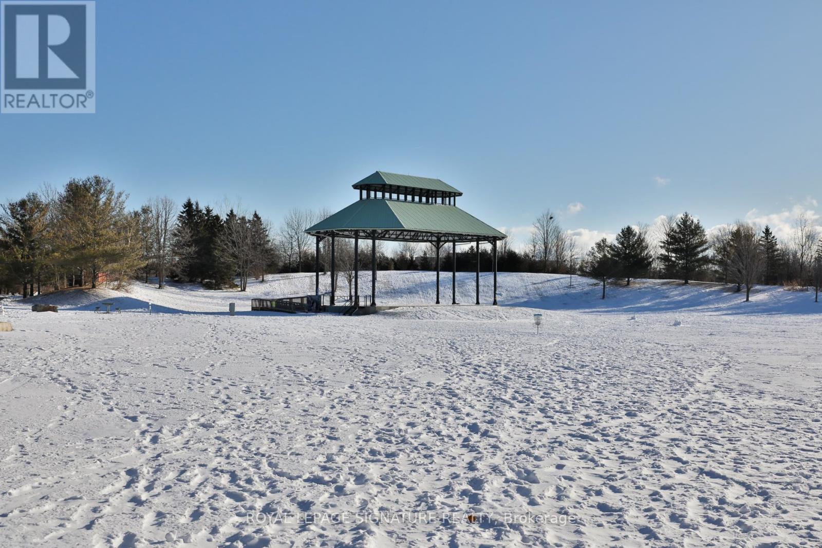 37 Rhodes Avenue, Toronto, Ontario  M4L 2Z8 - Photo 42 - E12721072