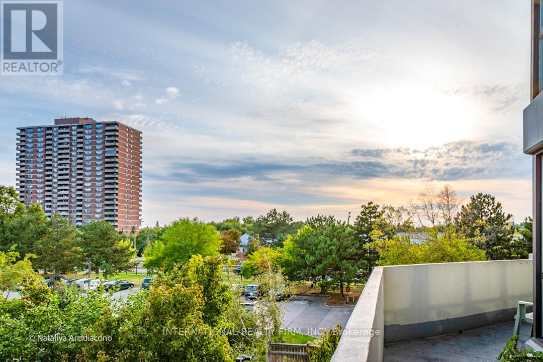 306 - 1 Rowntree Rd Road, Toronto, Ontario  M9V 5G7 - Photo 13 - W12523844