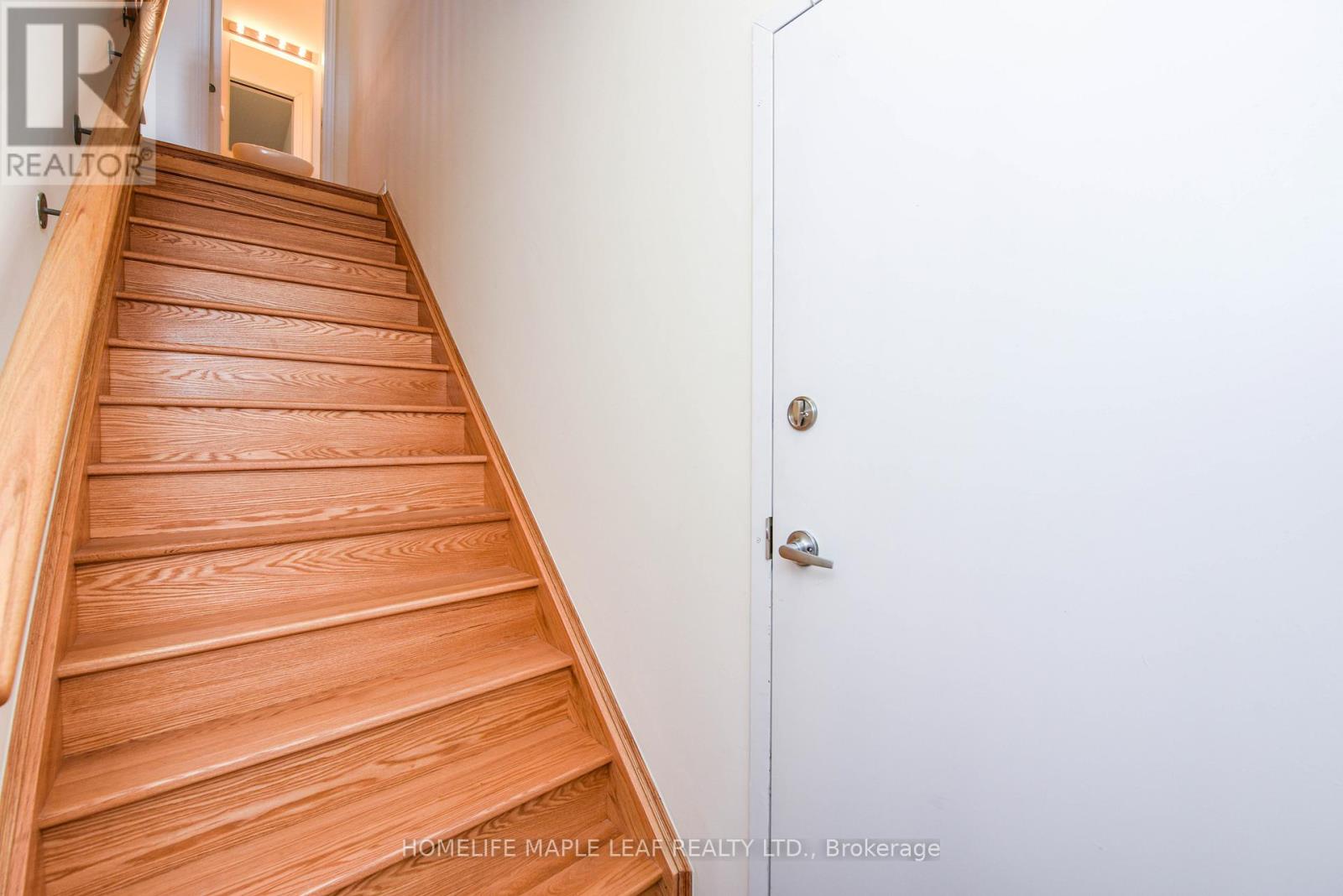 206 - 30 Halliford Place, Brampton, Ontario  L6P 4R1 - Photo 5 - W12716524