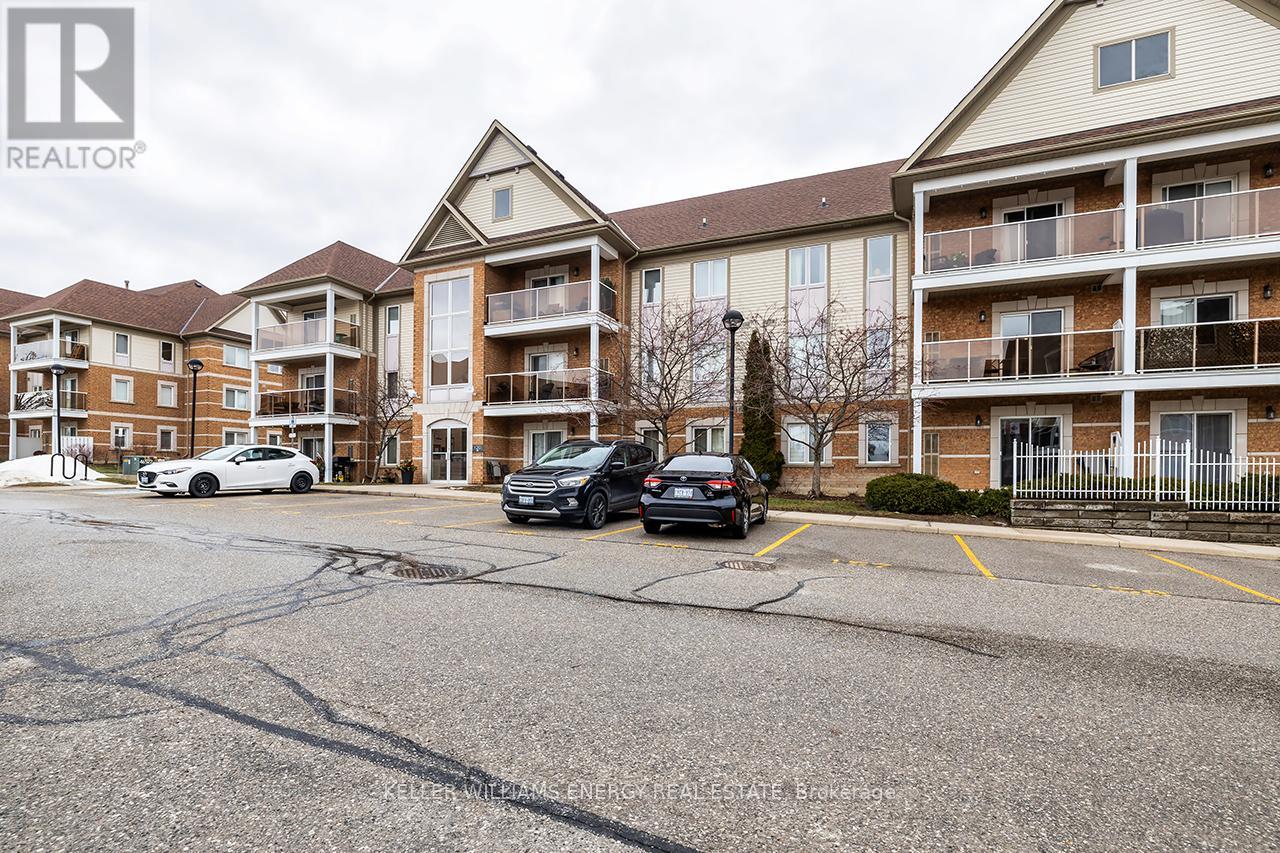 104 - 120 Aspen Springs Drive, Clarington, Ontario  L1C 0G7 - Photo 3 - E12702166