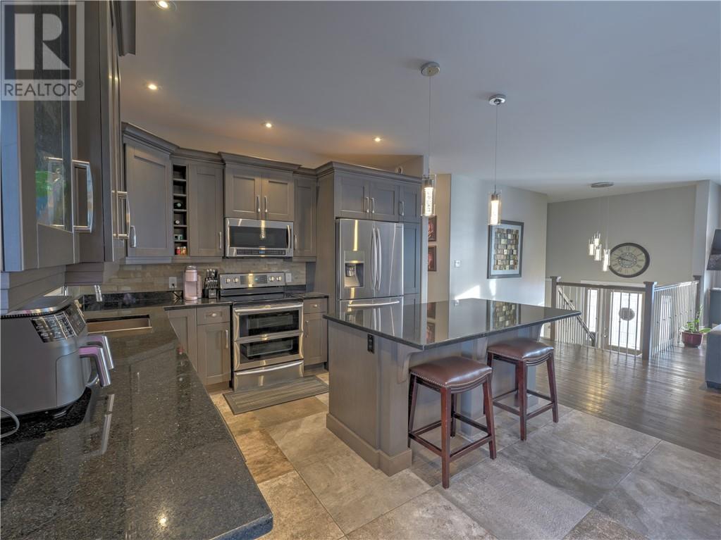 1093 Cloverdale Court, Blezard Valley, Ontario  P0M 1E0 - Photo 14 - 2126128