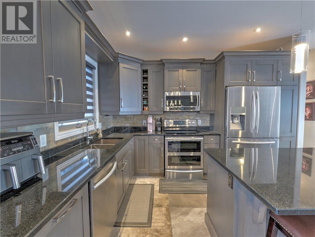 1093 Cloverdale Court, Blezard Valley, Ontario  P0M 1E0 - Photo 15 - 2126128