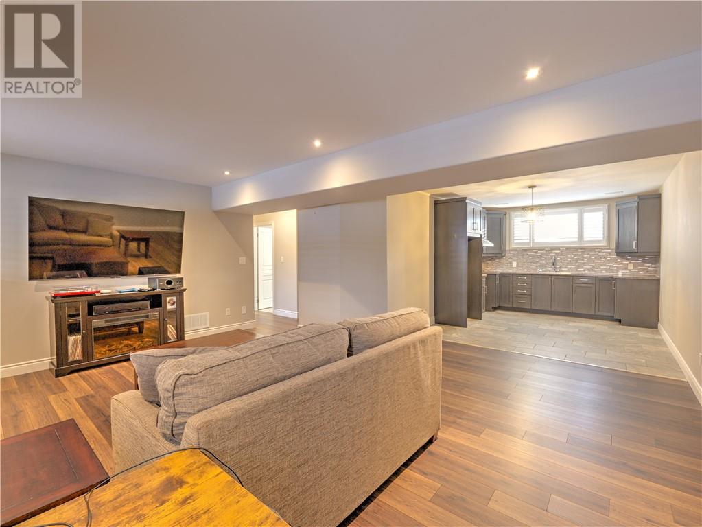 1093 Cloverdale Court, Blezard Valley, Ontario  P0M 1E0 - Photo 41 - 2126128