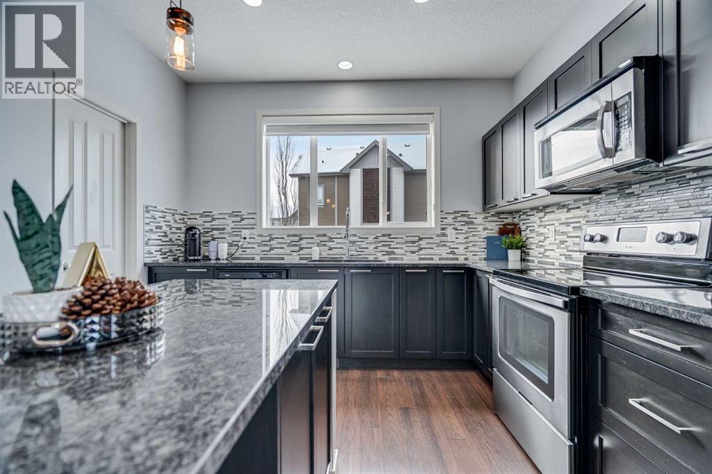 335 Copperpond Row Se, Calgary, Alberta  T2Z 1H2 - Photo 10 - A2278463