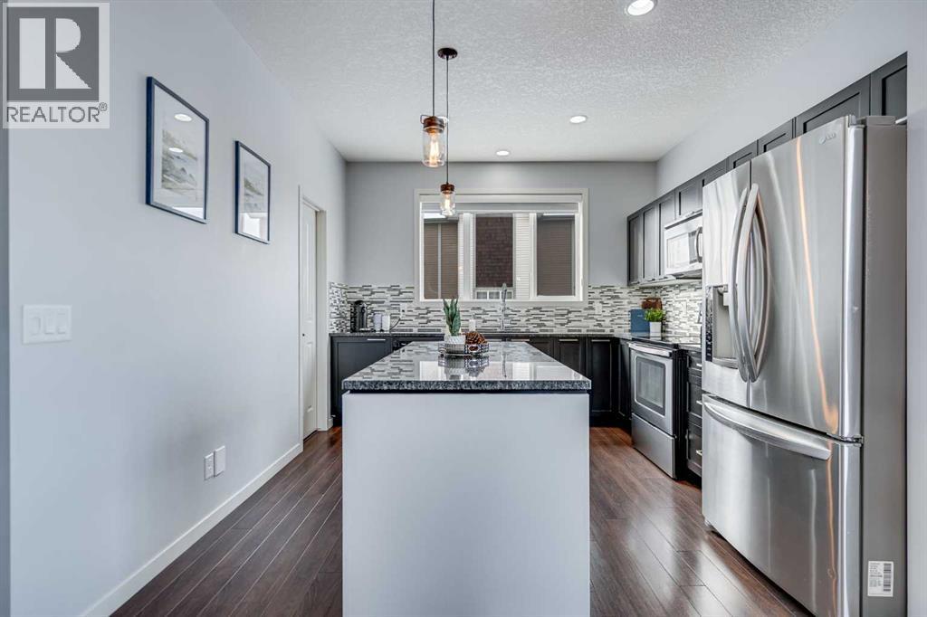 335 Copperpond Row Se, Calgary, Alberta  T2Z 1H2 - Photo 12 - A2278463