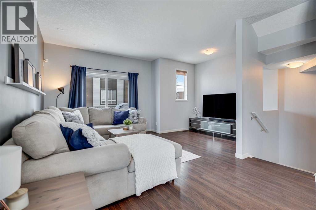 335 Copperpond Row Se, Calgary, Alberta  T2Z 1H2 - Photo 2 - A2278463