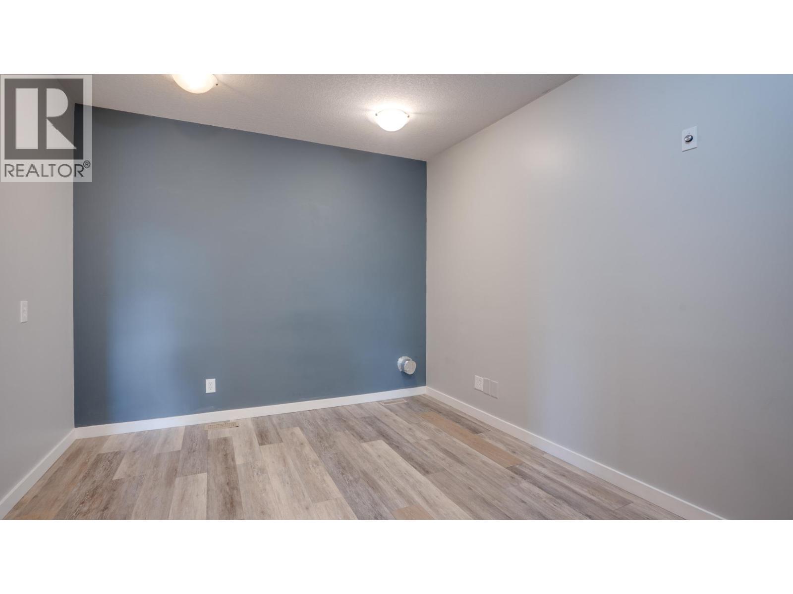 3103 27 Street, Vernon, British Columbia  V1T 4W4 - Photo 34 - 10373402