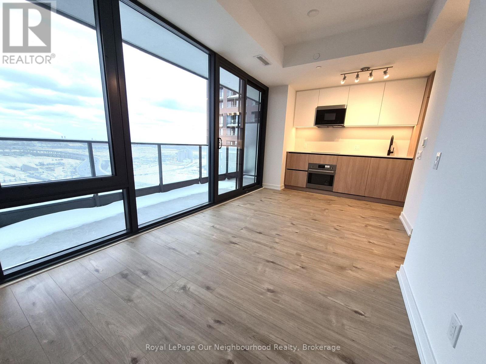 2001 - 35 Parliament Street, Toronto, Ontario  M5A 1G1 - Photo 1 - C12721128