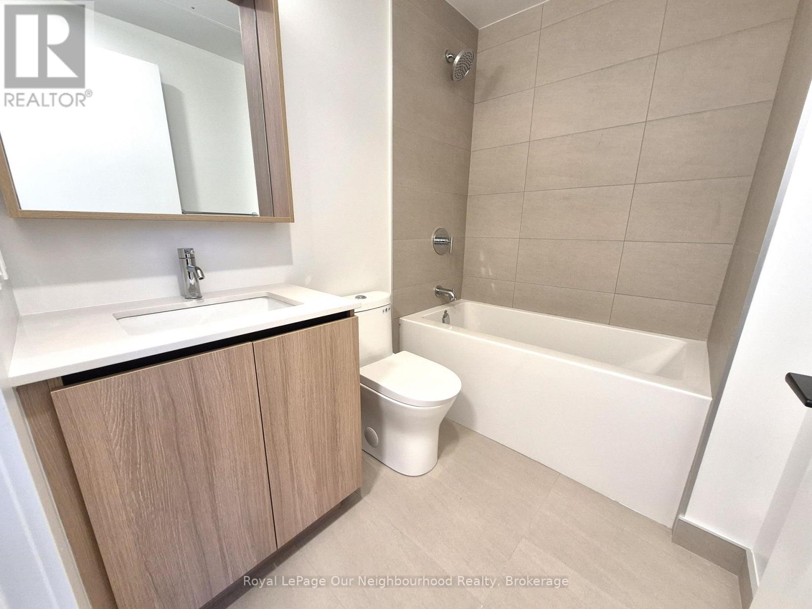 2001 - 35 Parliament Street, Toronto, Ontario  M5A 1G1 - Photo 15 - C12721128