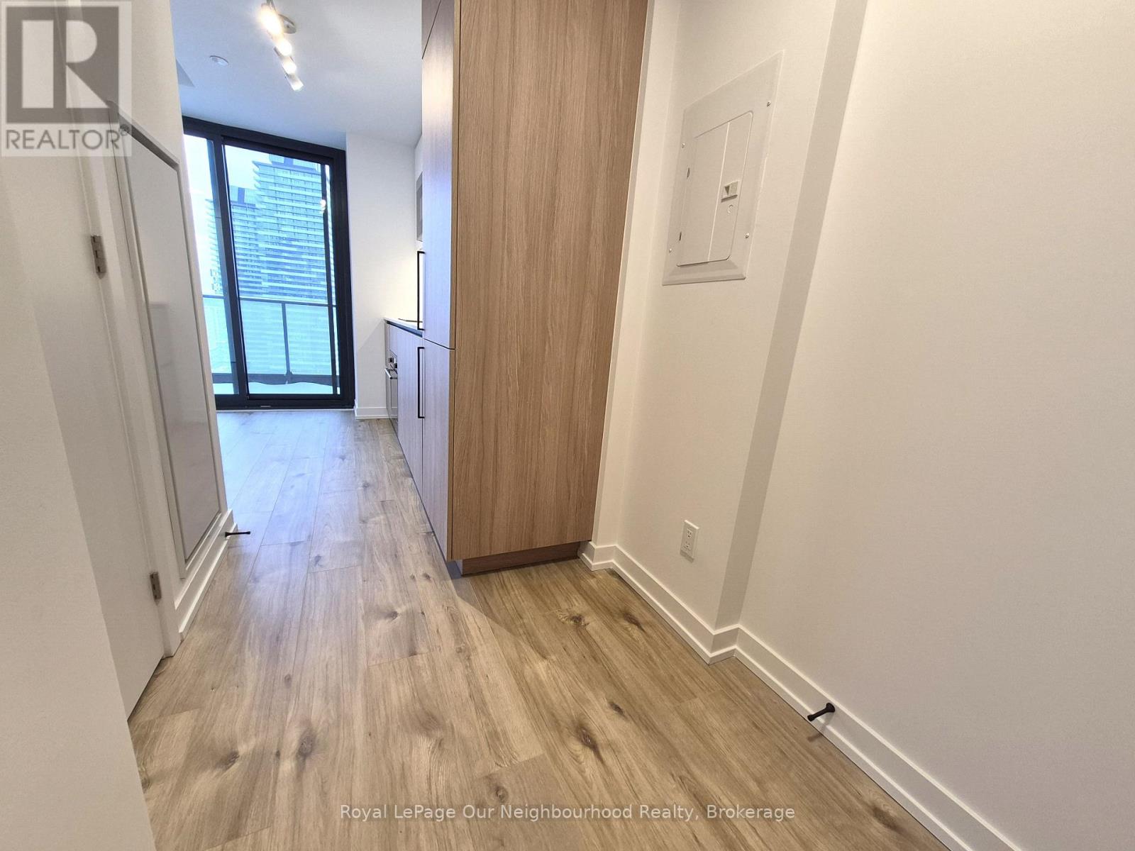 2001 - 35 Parliament Street, Toronto, Ontario  M5A 1G1 - Photo 4 - C12721128