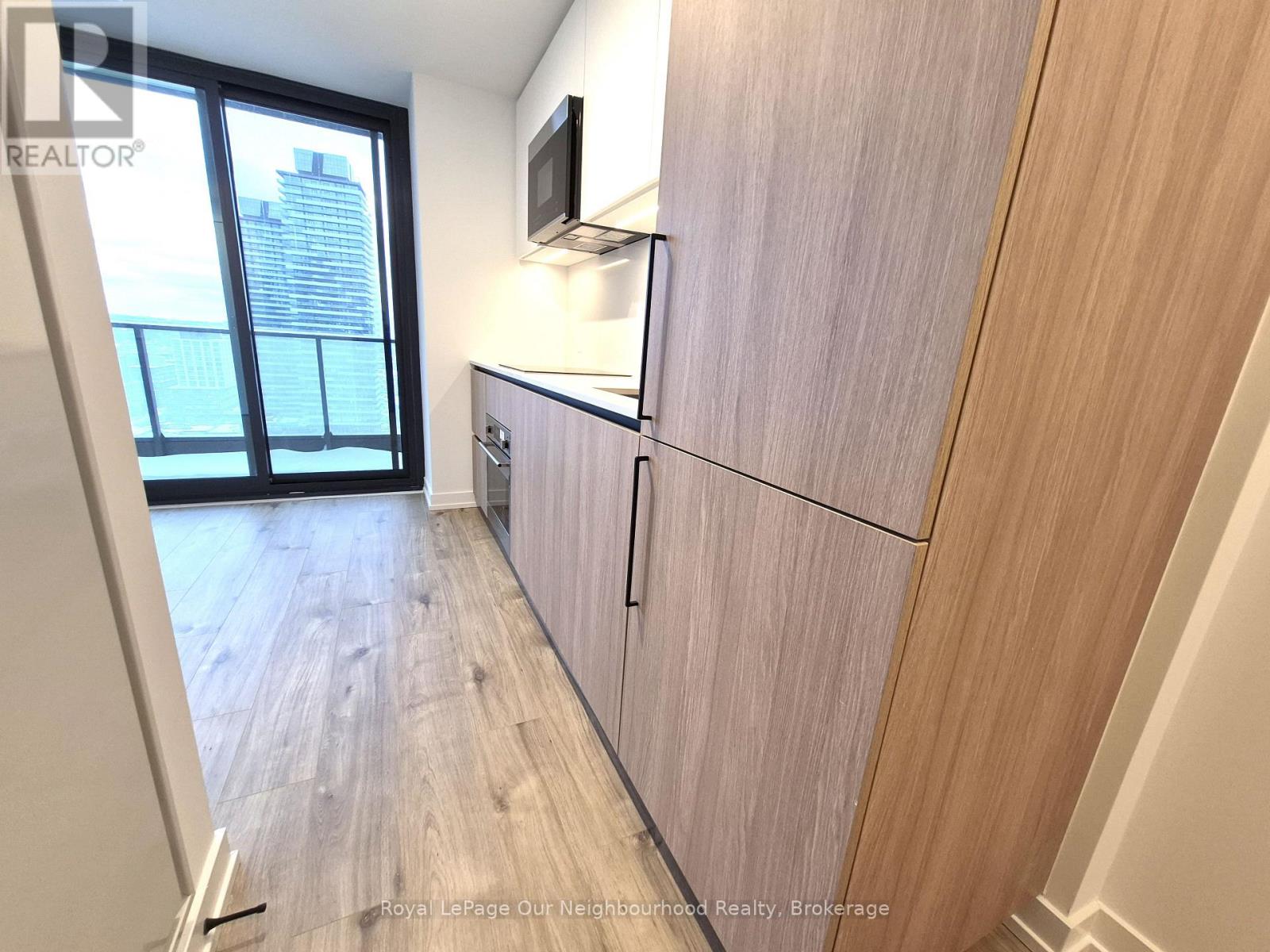 2001 - 35 Parliament Street, Toronto, Ontario  M5A 1G1 - Photo 5 - C12721128