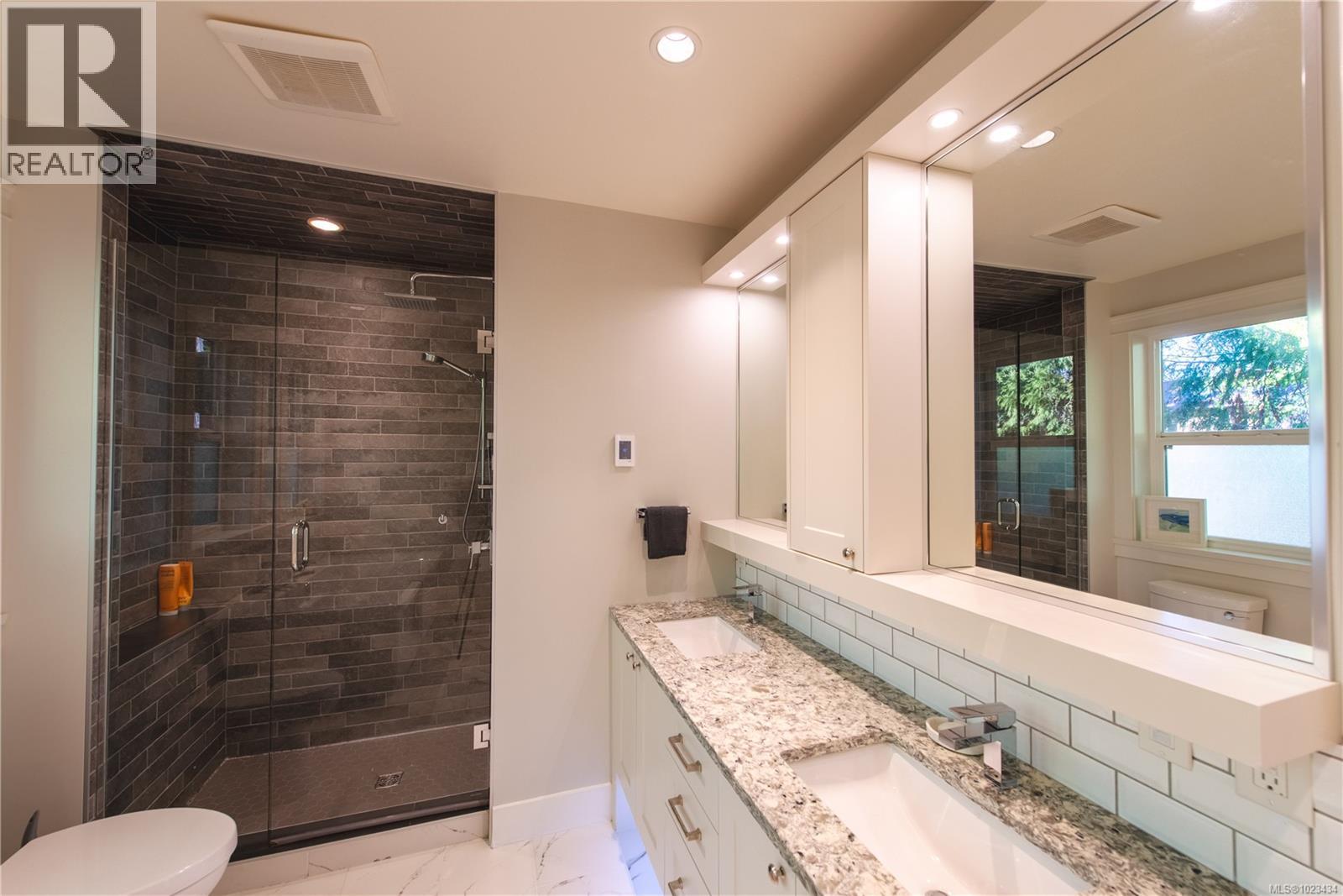 2511 Duncan Pl, Langford, British Columbia  V9B 3P2 - Photo 8 - 1023434