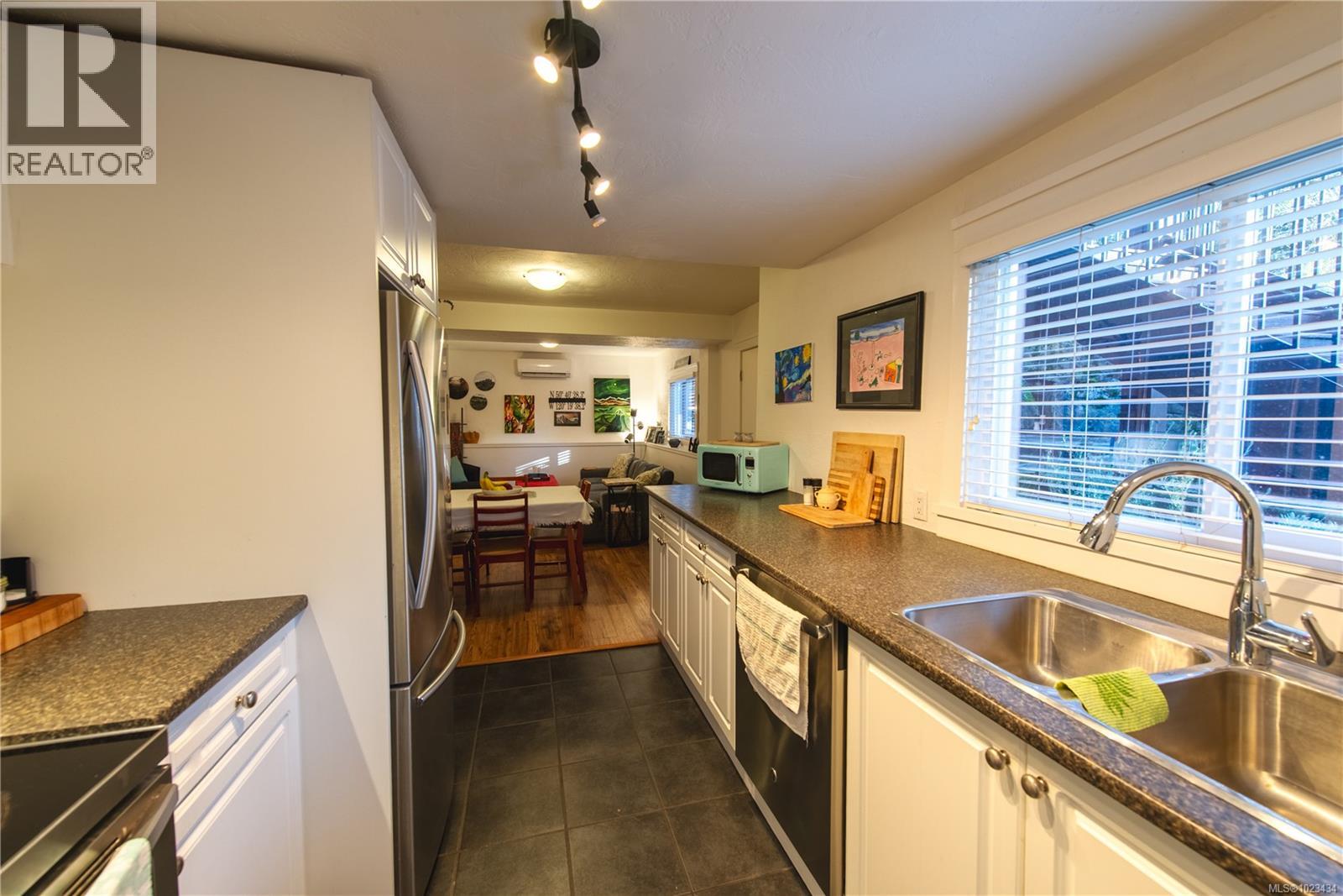 2511 Duncan Pl, Langford, British Columbia  V9B 3P2 - Photo 15 - 1023434