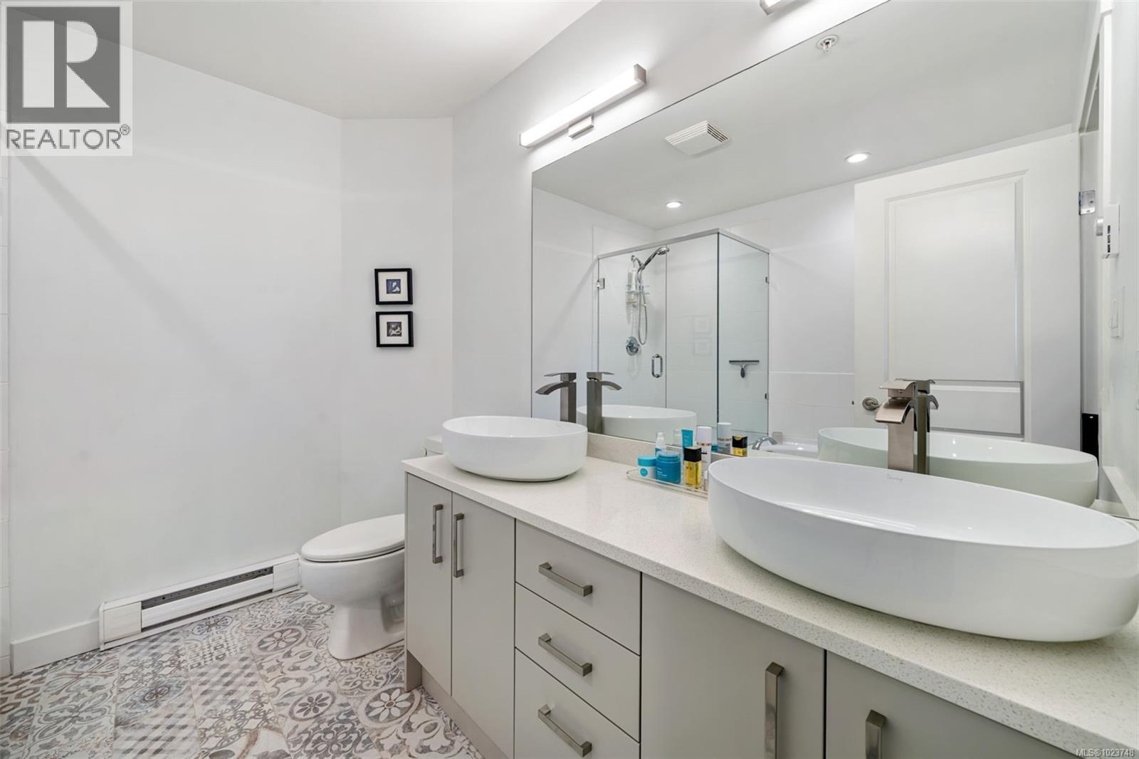 101 330 Waterfront Cres, Victoria, British Columbia  V8T 5K3 - Photo 19 - 1023748