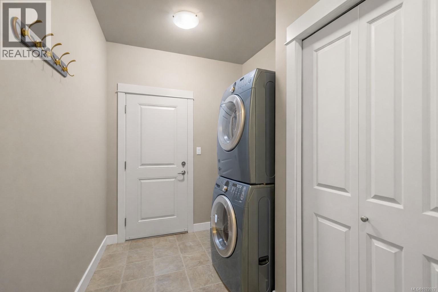 38 Degoutiere Pl, View Royal, British Columbia V9B 0H3 - Photo 15 - 1023922