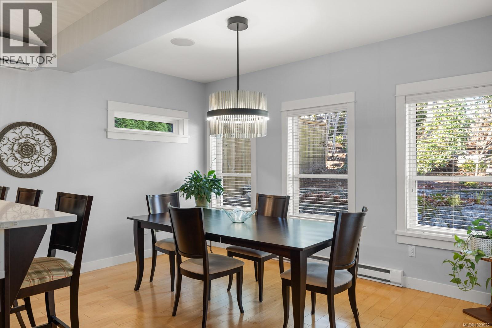 38 Degoutiere Pl, View Royal, British Columbia V9B 0H3 - Photo 6 - 1023922