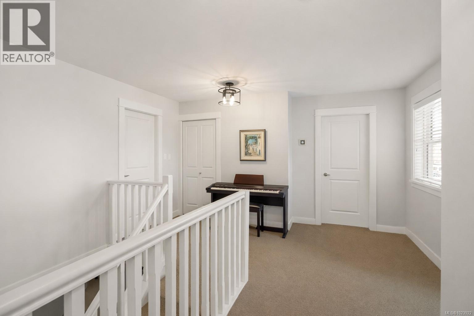 38 Degoutiere Pl, View Royal, British Columbia V9B 0H3 - Photo 17 - 1023922