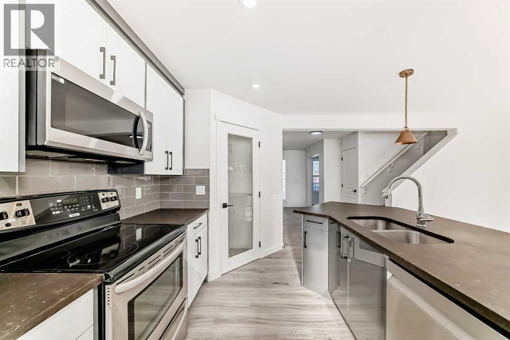 99 Saddlecrest Way Ne, Calgary, Alberta  T3J 5N1 - Photo 6 - A2276076