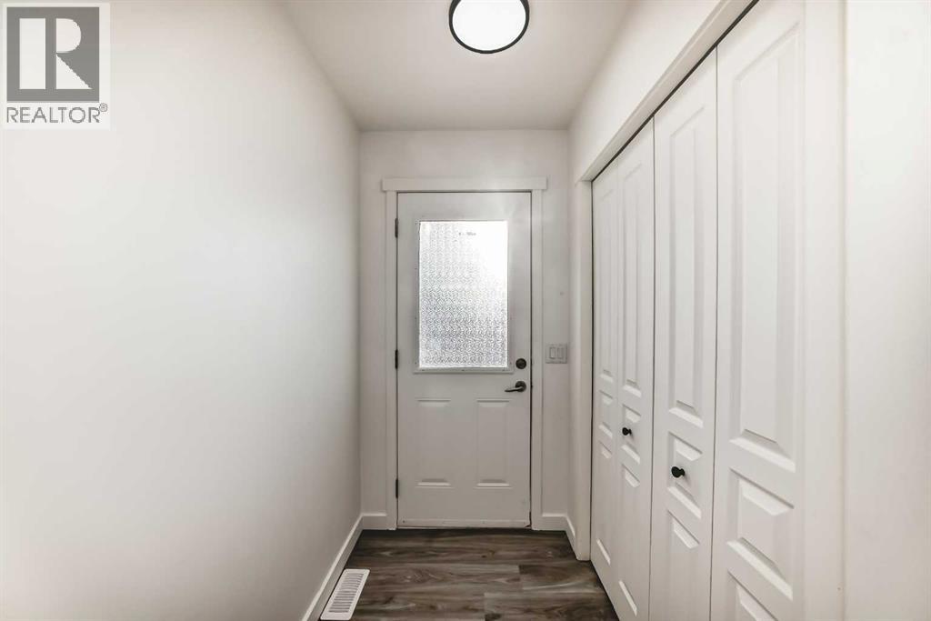 99 Saddlecrest Way Ne, Calgary, Alberta  T3J 5N1 - Photo 13 - A2276076