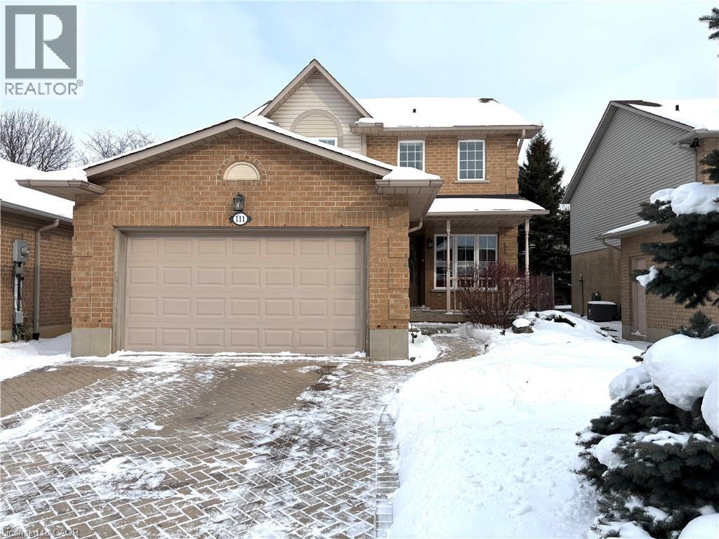 111 DUNCAIRN Crescent, Hamilton, Ontario