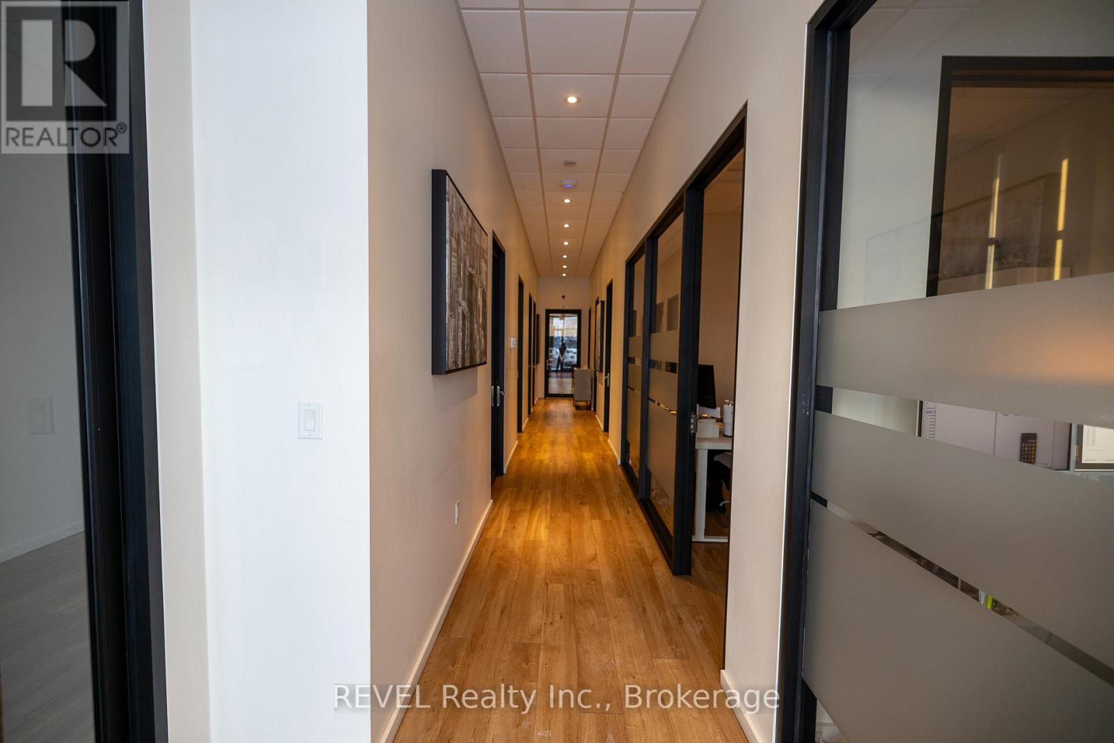 3b - 8685 Lundys Lane, Niagara Falls, Ontario  L2H 1H4 - Photo 3 - X12721168