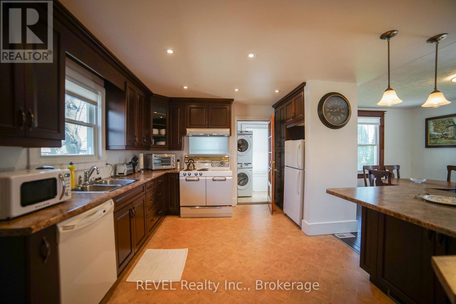 4046 Main Street, Niagara Falls, Ontario  L2G 6C2 - Photo 12 - X12721206