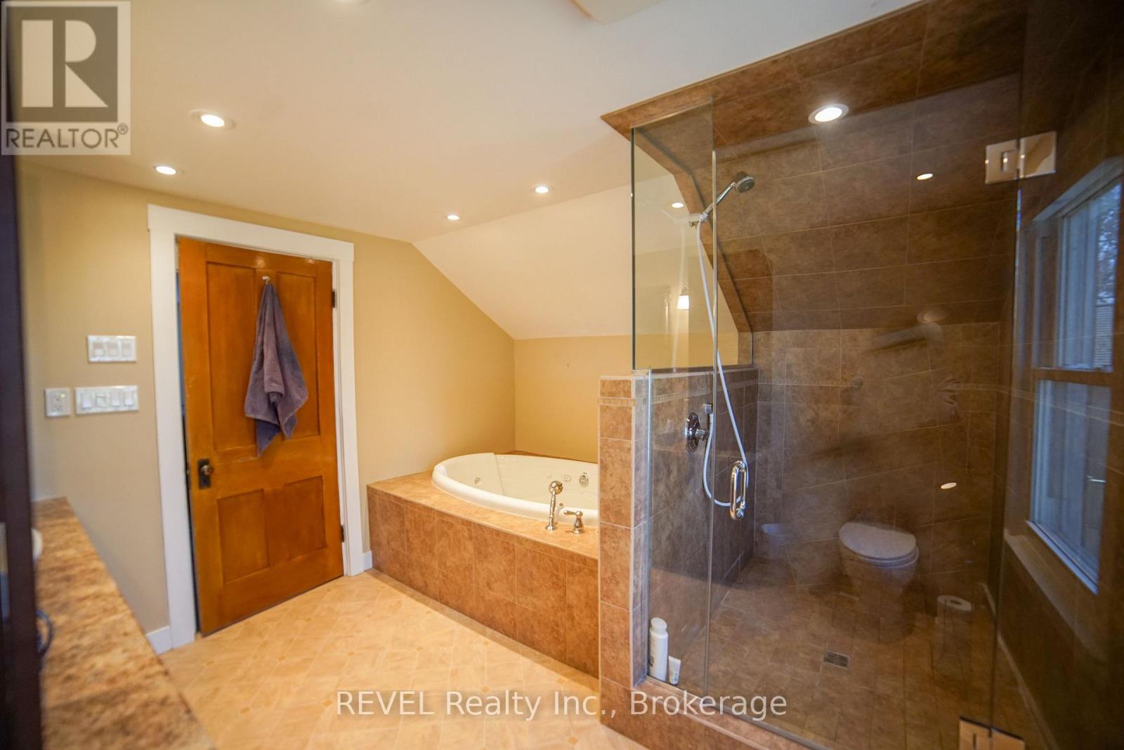 4046 Main Street, Niagara Falls, Ontario  L2G 6C2 - Photo 27 - X12721206