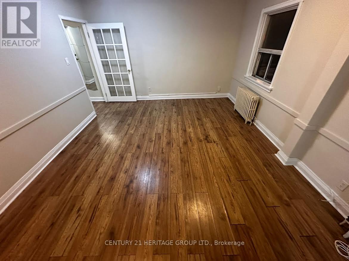 6303 Yonge Street, Toronto, Ontario  M2M 3X7 - Photo 4 - C12478389