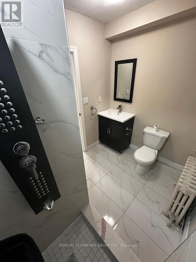 6303 Yonge Street, Toronto, Ontario  M2M 3X7 - Photo 8 - C12478389