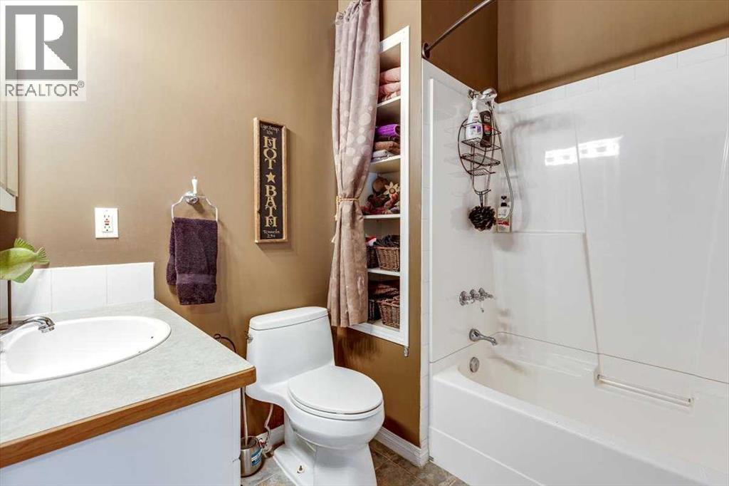 217, 36078 Range Road 245 A, Rural Red Deer County, Alberta  T0M 1S0 - Photo 33 - A2279249