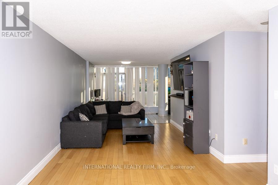 306 - 1 Rowntree Rd Road, Toronto, Ontario  M9V 5G7 - Photo 10 - W12523844