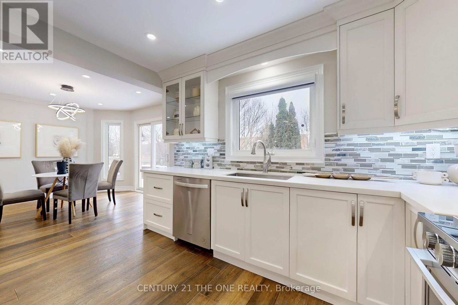 1392 Greendale Terrace, Oakville, Ontario  L6M 1W5 - Photo 17 - W12720730