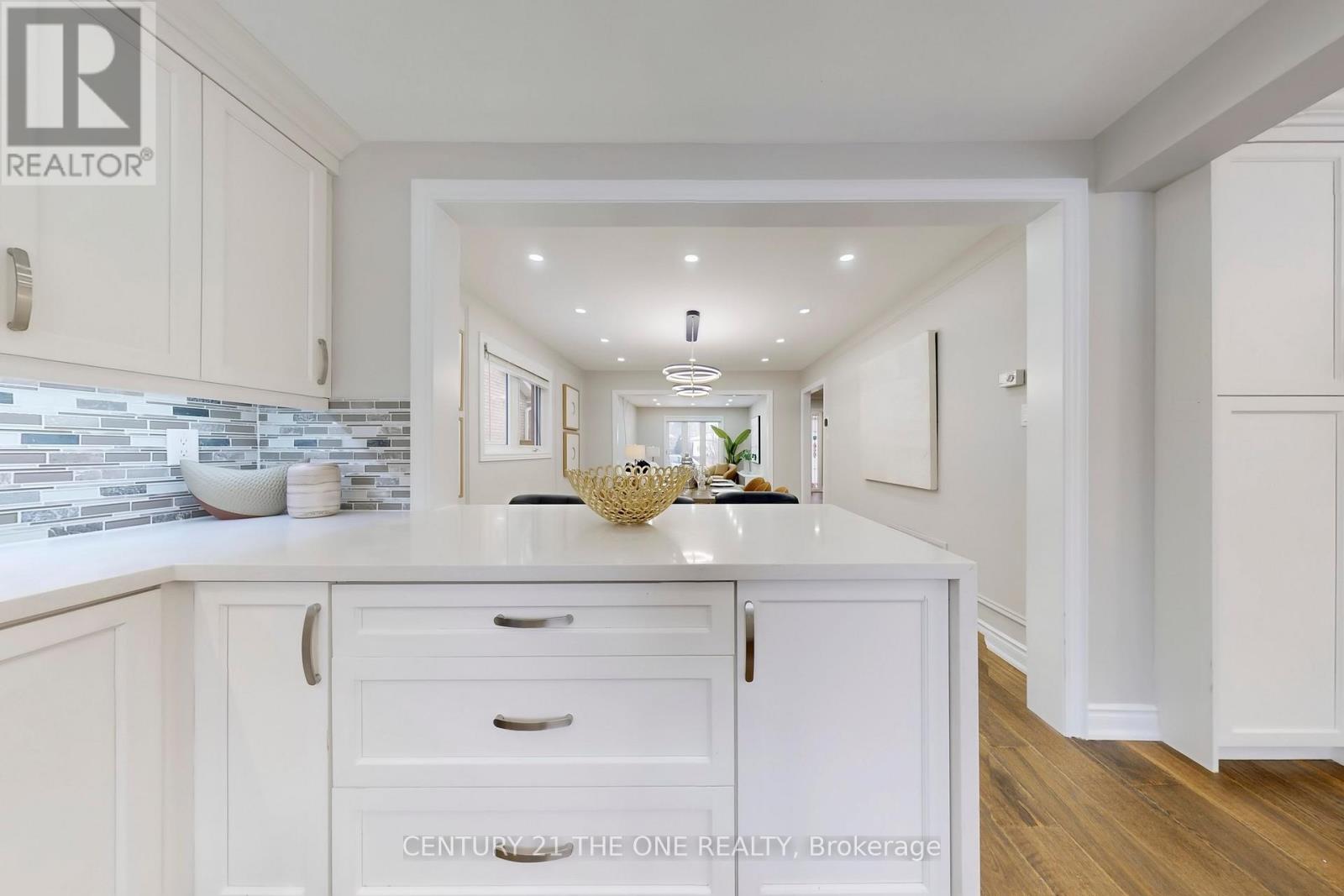 1392 Greendale Terrace, Oakville, Ontario  L6M 1W5 - Photo 18 - W12720730