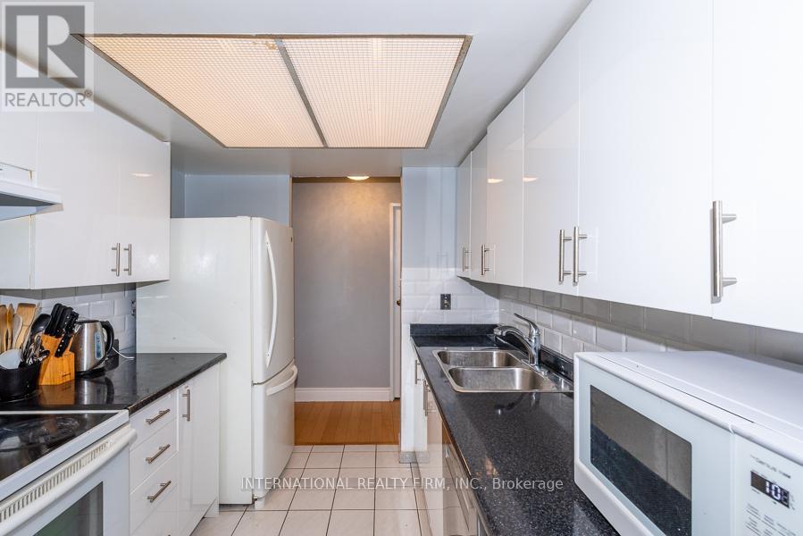 306 - 1 Rowntree Rd Road, Toronto, Ontario  M9V 5G7 - Photo 16 - W12523844