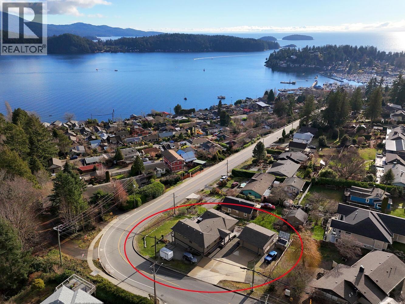 659-661 Gibsons Way, Gibsons, British Columbia  V0N 1V9 - Photo 33 - R3082223