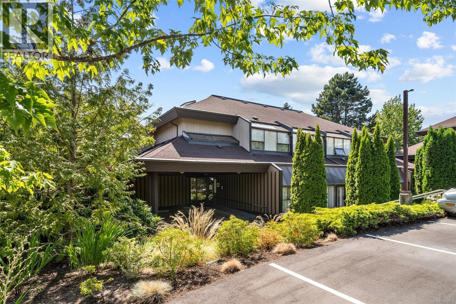 550b 4678 Elk Lake Dr, Saanich, British Columbia  V8Z 5M1 - Photo 14 - 1023979