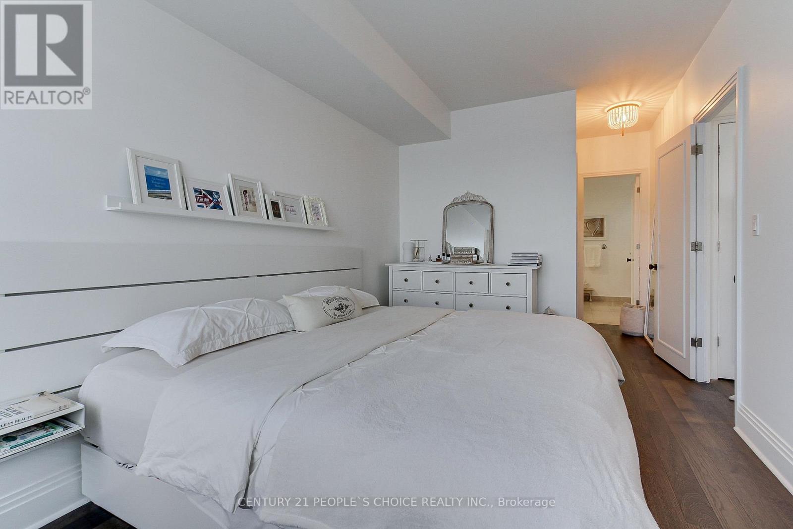 706 - 99 Avenue Road, Toronto, Ontario  M5R 2G5 - Photo 29 - C12721096